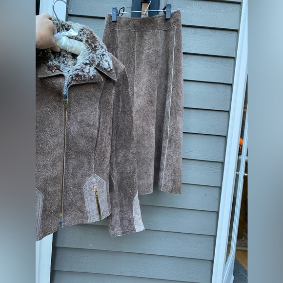 Vintage 70’s groovy suede leather jacket ❤️ This is the real deal! - Picture 4 of 17